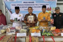 BBPOM di Pekanbaru  temukan kosmetik dan pangan  ilegal senilai Rp1,88 miliar
