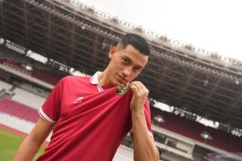 Benteng kokoh itu bernama Jay Idzes