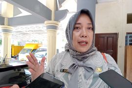 PUPR Mataram pasang 150 meter pengaman tanggul cegah erosi pantai pesisir