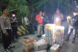 Petugas gabungan gagalkan penyelundupan ribuan ekor burung ilegal