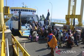 Warga Pulau Sapudi dan Raas mulai mudik lebih awal