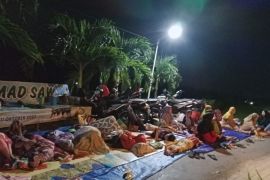 Kesehatan masyarakat korban gempa Bawean disebut terpantau baik