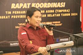 Timpora Kalsel proaktif cegah TPPO lewat "Desa Binaan Imigrasi"