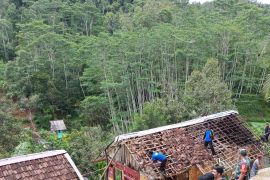 BMKG imbau warga di Banten waspadai cuaca buruk