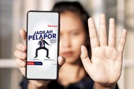 Telkomsel jaga data dan ajak masyarakat laporkan penipuan daring