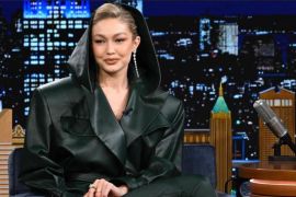 Gigi Hadid bantah pernah miliki relasi dengan Epstein