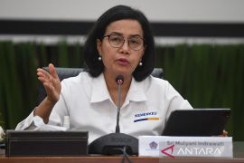 Sri Mulyani  : APBN surplus Rp22,8 triliun atau 0,1 persen dari PDB