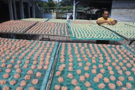 Permintaan rengginang meningkat