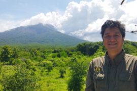 Badan Geologi sebut aktivitas vulkanik Ile Lewotolok masih tinggi