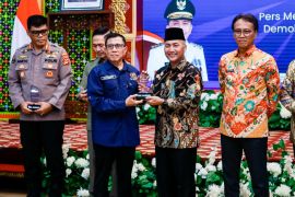 Pj Bupati Apriyadi hadiri pelantikan pengurus PWI Sumsel