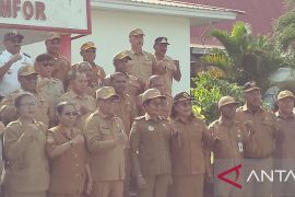 Pj Bupati Biak minta ASN tingkatkan disiplin kerja layani masyarakat