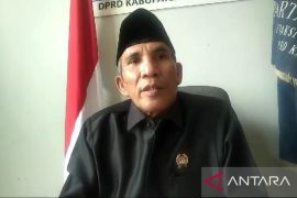 Anggota DPRD sebut erlu kolaborasi lintas sektor cegah perang sarung di Sukabumi