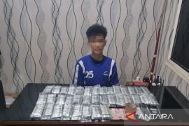 Polisi bekuk pemuda pengedar ribuan butir OKT di Sukabumi