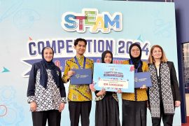 "STEAM EXPO 2024" Sampoerna Academy masuk MURI