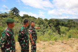 Danrem 121/Abw cek patok batas Indonesia-Malaysia di Ketungau Hulu Kalbar