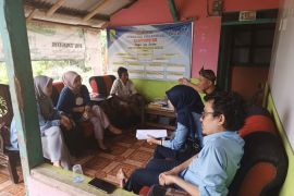 FTUP manfaatkan Ecobrick solusi berkelanjutan pengurangan sampah plastik