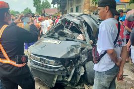 Kecelakaan kereta dengan mobil, empat orang tewas di Deli Serdang