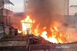 Kebakaran landa Balikpapan jelang berbuka puasa