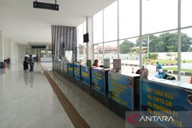 Sarana tiket bus di Terminal Harjamukti Cirebon memadai