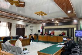 Lagi, Mantan Rektor UIN Suska Akhmad Mujahidin jadi pesakitan perkara dugaan korupsi