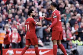 Arne Slot tak khawatir dengan situasi Arnold, Van Dijk, dan Salah