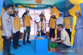 Kotabaru government re-builds Husnul Khotimah Grand Mosque