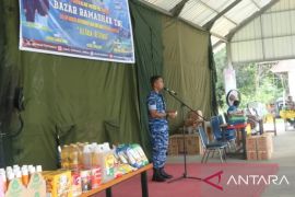 Lanud Pattimura  gelar pasar murah menyambut Idul Fitri 1445 Hijriah