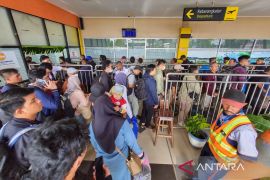 Puncak arus mudik di Bandara Rendani Manokwari diprediksi 5 April