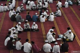 Apa Itu iktikaf? Ini pengertian, hukum, dan waktu pelaksanaannya