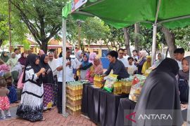 Pemkab gelar pangan murah untuk masyarakat Pulau Pramuka