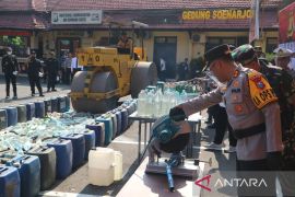 Polres Madiun Kota musnahkan narkoba-miras jelang Lebaran 2024
