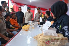 Menhub-Panglima dan Kapolri sinergi cek kesiapan jalur mudik di Jatim
