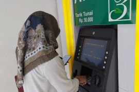 Bank Mandiri Ternate  jaga ketersediaan uang di ATM selama libur Lebaran