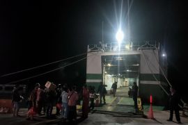 Arus Mudik - KSOP Tanjung Pandan: 146 pemudik bertolak menuju Tanjung Priok