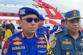 Polairud Polda Sultra pantau arus mudik Lebaran di Pelabuhan Nusantara Kendari