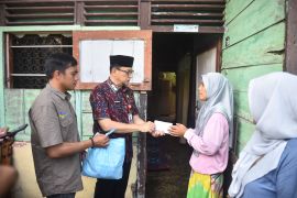 Iwako Jambi salurkan bantuan paket sembako kepada dhuafa