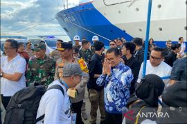 Pj Gubernur Kaltim bagikan kurma gratis untuk peserta mudik asik