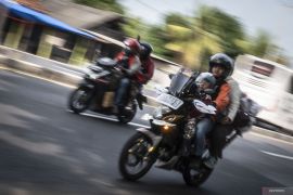 Tips memasang boks pada motor untuk mudik