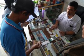 Petani Ngawi terapkan "iPubers" untuk tebus pupuk bersubsidi di kios