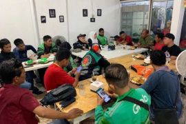 Penarik ojol dukung Bobby gratiskan retribusi parkir di non e-parking