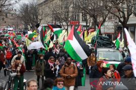 Polisi tahan dua peserta unjuk rasa pro-Palestina di Washington saat kunjungan Netanyahu