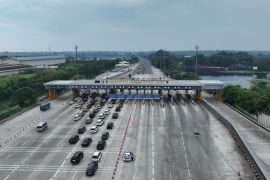 Arus lalu lintas mudik kembali normal di  Tol Trans Jawa