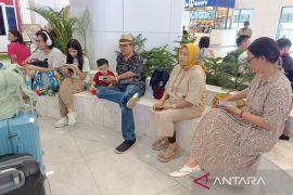 Pemudik dari Jakarta pilih naik Whoosh ke Bandung