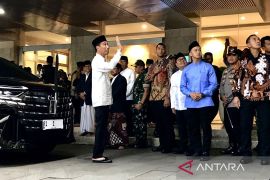 Presiden sempatkan sapa dan swafoto bersama jamaah salat Ied Istiqlal