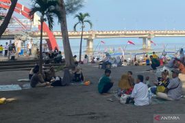 Sebanyak 2.432 wisatawan kunjungi THP Kenjeran di H2 Lebaran