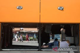 Arus balik di Terminal Cicaheum Bandung