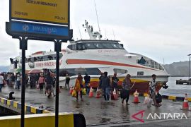 UPP Kelas II Tulehu pastikan lima kapal cepat siap layani arus balik 2024