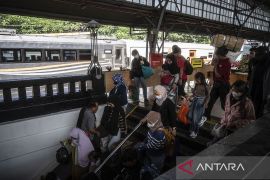 KAI DAOP 1 proyeksikan 47.317 kedatangan ke Jakarta hari Minggu ini
