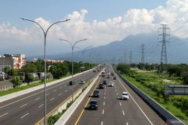 Tol Porong Sidoarjo ramai Lancar