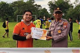 Ketua DPRD HSS gelar Fourfeo U-40